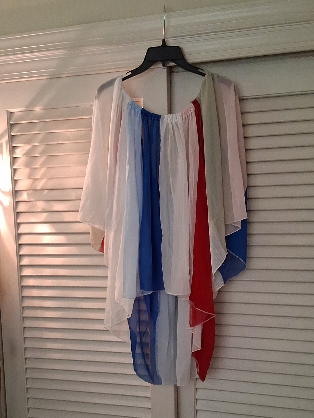 NWOT - Trafni Women’s Multi-Color Layered Chiffon Top - Red, Blue & White
